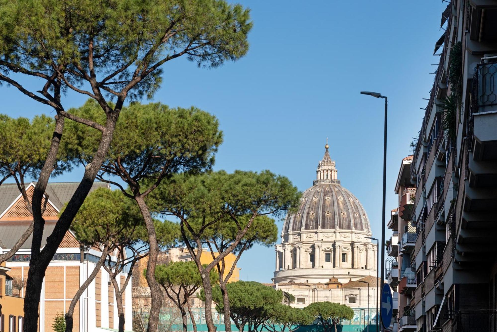 Vista Cupola San Pietro - Stazione S Pietro